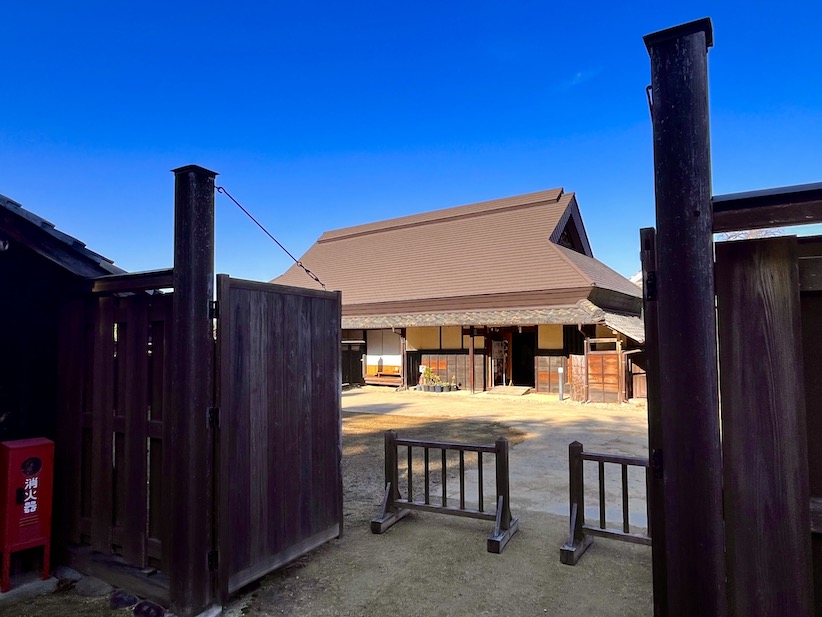 旧市川家住宅は訪ねておきたい古民家です（となりの日進